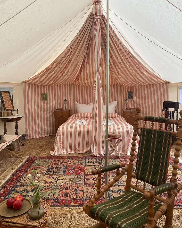 Glamping im Gutspark - Malchin, Deutschland | Good Travel