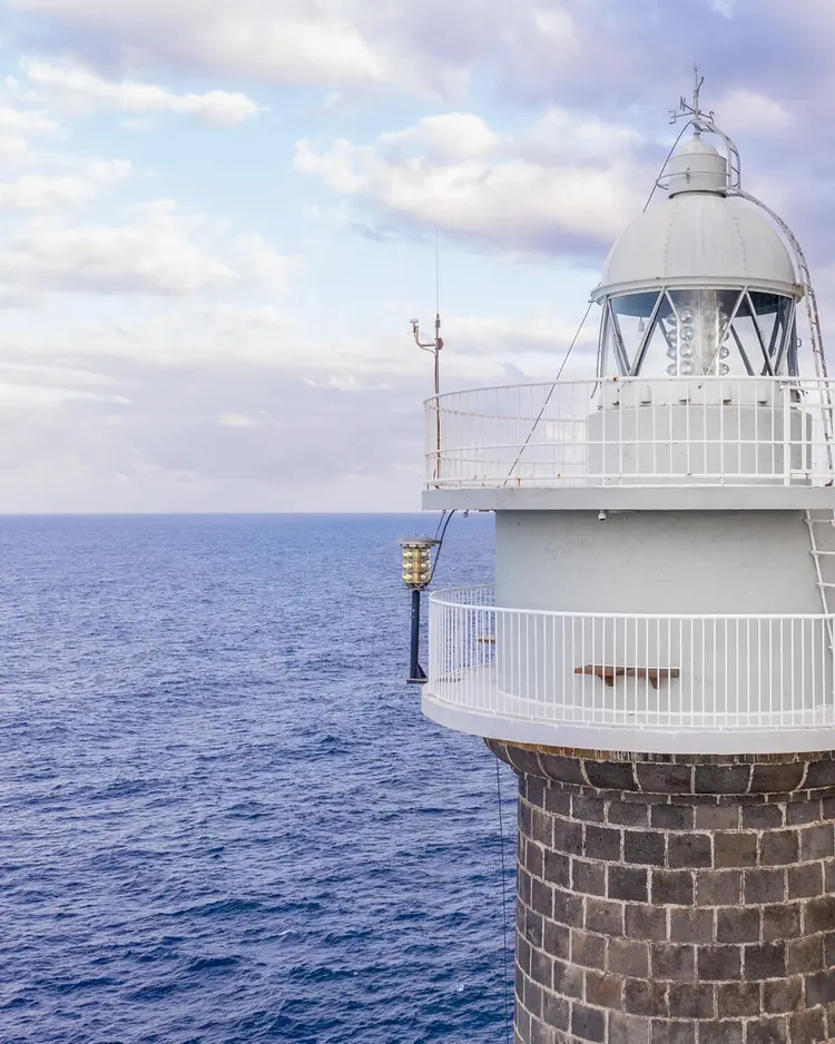 Faro Punta Cumplida - La Palma, Spain | Good Travel