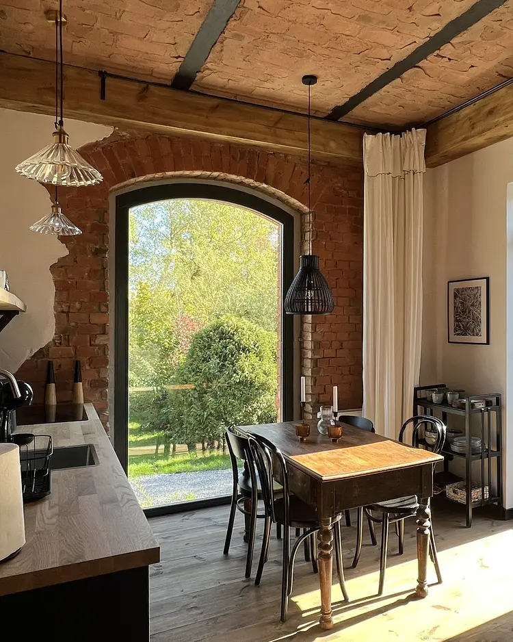 Ublik Stacja - Ublik (Orzysz), Poland | Good Travel